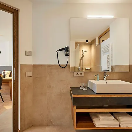 Aparthotel Les Contrades La Villa (Trentino Alto Adige)