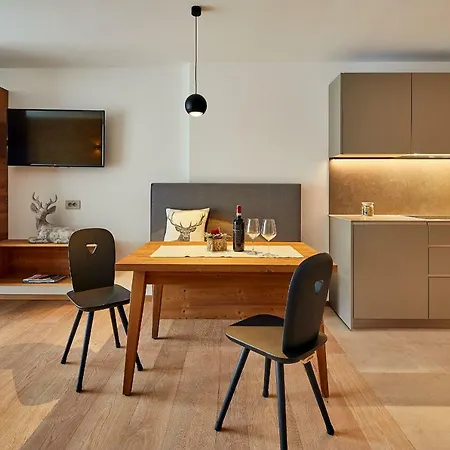 Les Contrades Aparthotel La Villa (Trentino Alto Adige)