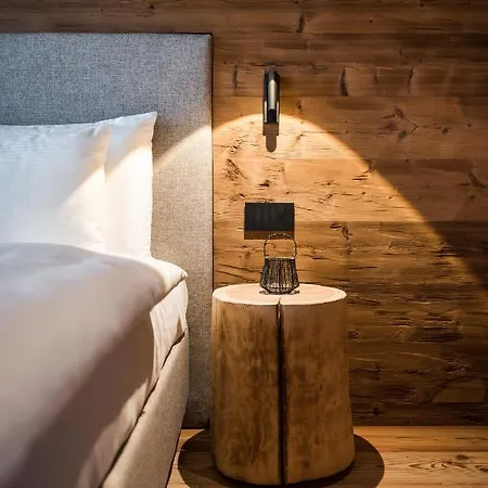 Les Contrades Aparthotel