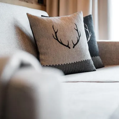 Les Contrades Aparthotel 3*