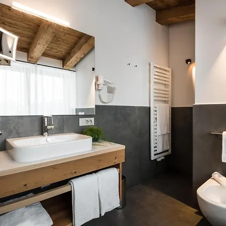 Les Contrades Aparthotel 3*